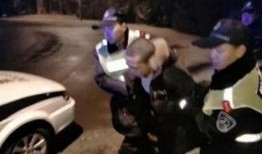 成都爆料小偷事件视频,监控视频曝光惊心动魄瞬间